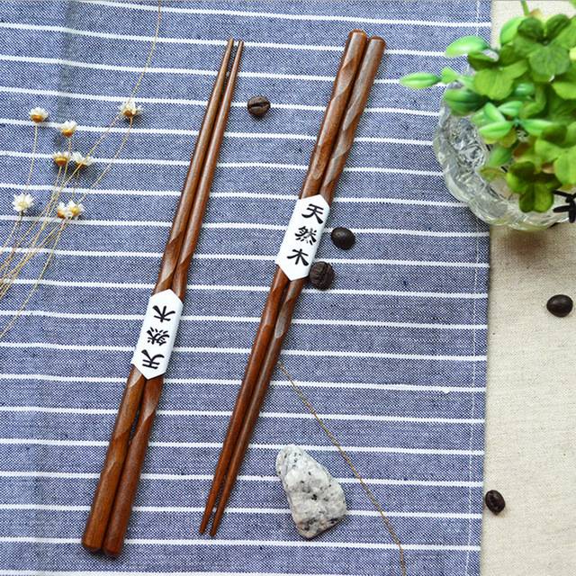 Sushi hůlky dřevěné 2 páry - ILA